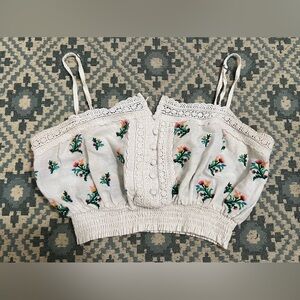 Forever 21 | Feminine Floral Cottagecore Crop Top